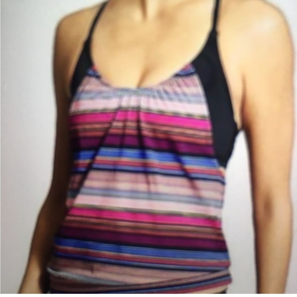 Athleta Women's Capri Stripe Workout Tank Top with Underwire Bra Size 32D/DD NWT